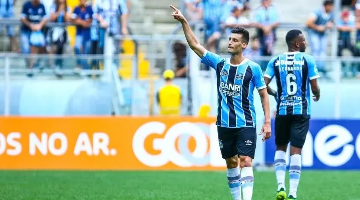 Lucas Poletto: carinho pelo Grêmio (Foto: Lucas Uebel/Grêmio/Divulgação)