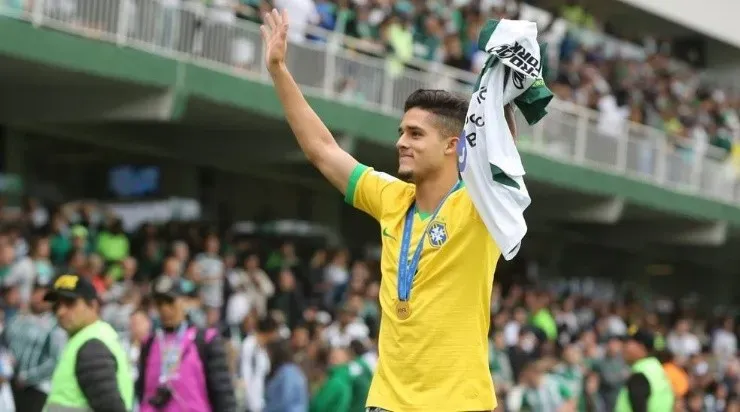Yan Couto fez parte da Seleção Brasileira Sub-17 campeã mundial em 2019. Foto: Divulgação/Coritiba