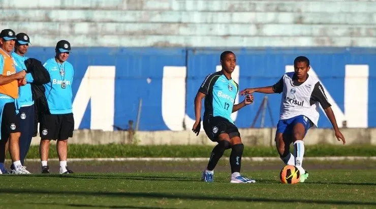 Experiência com Renato: Wendell(17) trabalhou com o técnico no Grêmio (Foto: Lucas Uebel/Grêmio/Divulgação)
