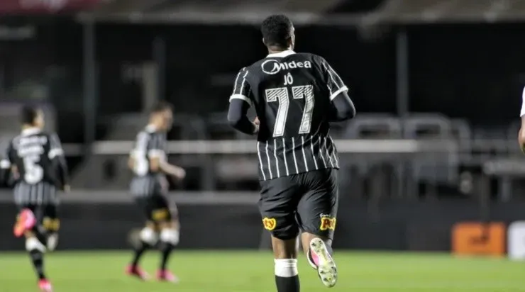 Em sua reestreia pelo Corinthians, Jô foi decisivo e deixou sua marca. (Foto: Rodrigo Coca/Ag. Corinthians)