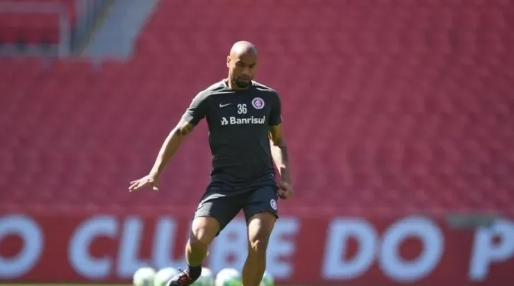 Rdrigo Moledo pode ir para o Botafogo. Foto: Ricardo Duarte/Internacional