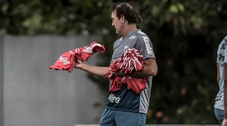 Cuca tem apenas uma dúvida para enfrentar o São Paulo. Foto: Ivan Storti/Santos/FC