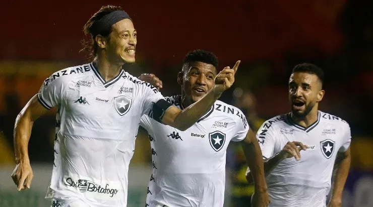 Honda comemora seu gol contra o Sport (Foto: Vítor Silva/Botafogo)