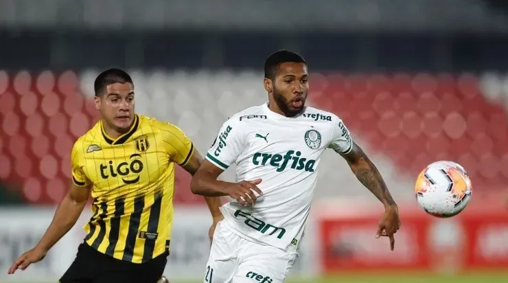 Wesley deve ser titular contra o Tigre (Foto: Getty Images)