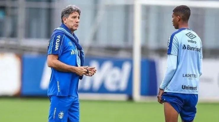 Renato e Jean Pyerre: técnico confia no meia (Foto: Lucas Uebel/Grêmio/Divulgação)