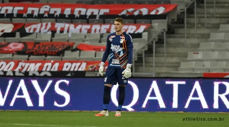 Bento: será titular na estreia (Foto: Fabio Wosniak/Site Oficial do Athletico/Divulgação)