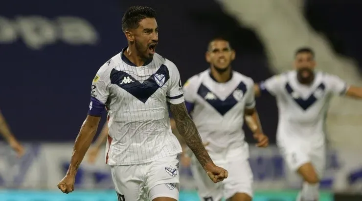 Jogadores do Vélez comemoram gol (Foto: Getty Images)