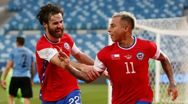 Jogadores do Chile comemoram gol (Foto: Getty Images)