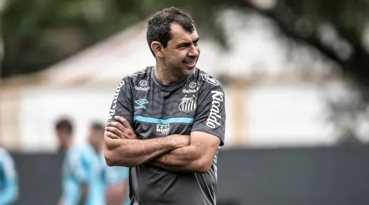 Carille permanecerá no Santos para 2022. Foto: Ivan Storti/ Santos FC