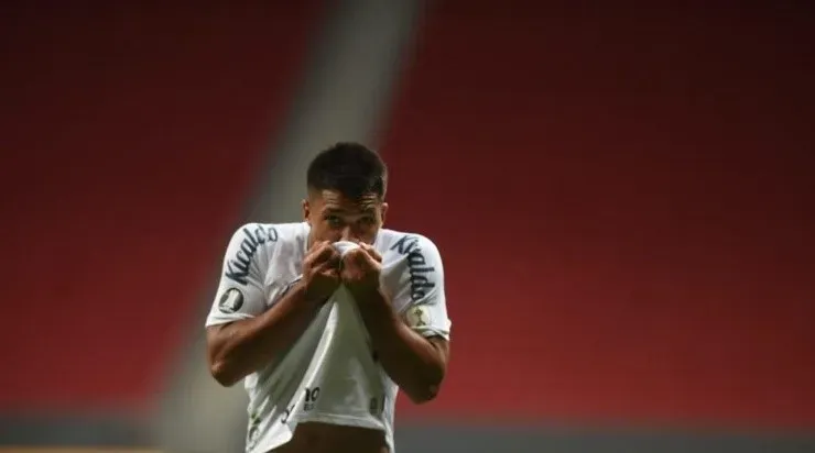 Marcos Leonardoinflamou a preleção do Santos antes da partida contra o Salgueiro. Foto: Ivan Storti/ Santos