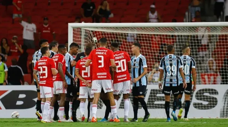 Foto: Maxi Franzoi/AGIF – Grêmio acabou derrotado no Gre-Nal 435.