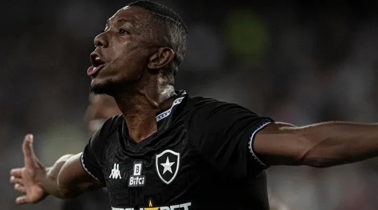 Jorge Rodrigues/AGIF – Kanu deve estar de saída do Botafogo
