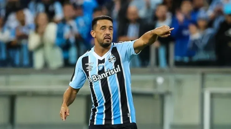 Edilson desfalcará p Grêmio por 3 jogos na Série B. Foto:Pedro H. Tesch/AGIF