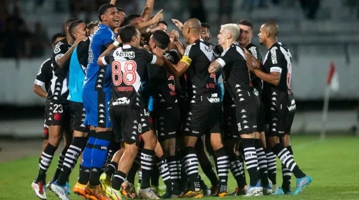 Foto: Daniel Ramalho / CRVG / Divulgação – No 1º jogo após a saída de Zé Ricardo, o Vasco venceu o Náutico longe de casa