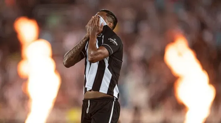 Diego Gonçalves, com dores na posteror da coxa, não enfrentará o Palmeiras. Foto:Jorge Rodrigues/AGIF