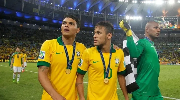Thiago Silva revelou que já teve divergências com Neymar na Seleção Brasileira. Foto:Wagner Meier/AGIF