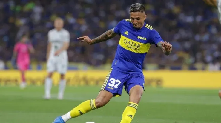 Daniel Jayo / Correspondente / Getty Images – Agustin em ação pelo Boca Juniors.