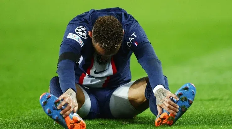 Foto: Clive Rose/Getty Images – Neymar não marca em um mata-mata de Champions há mais de 5 anos.