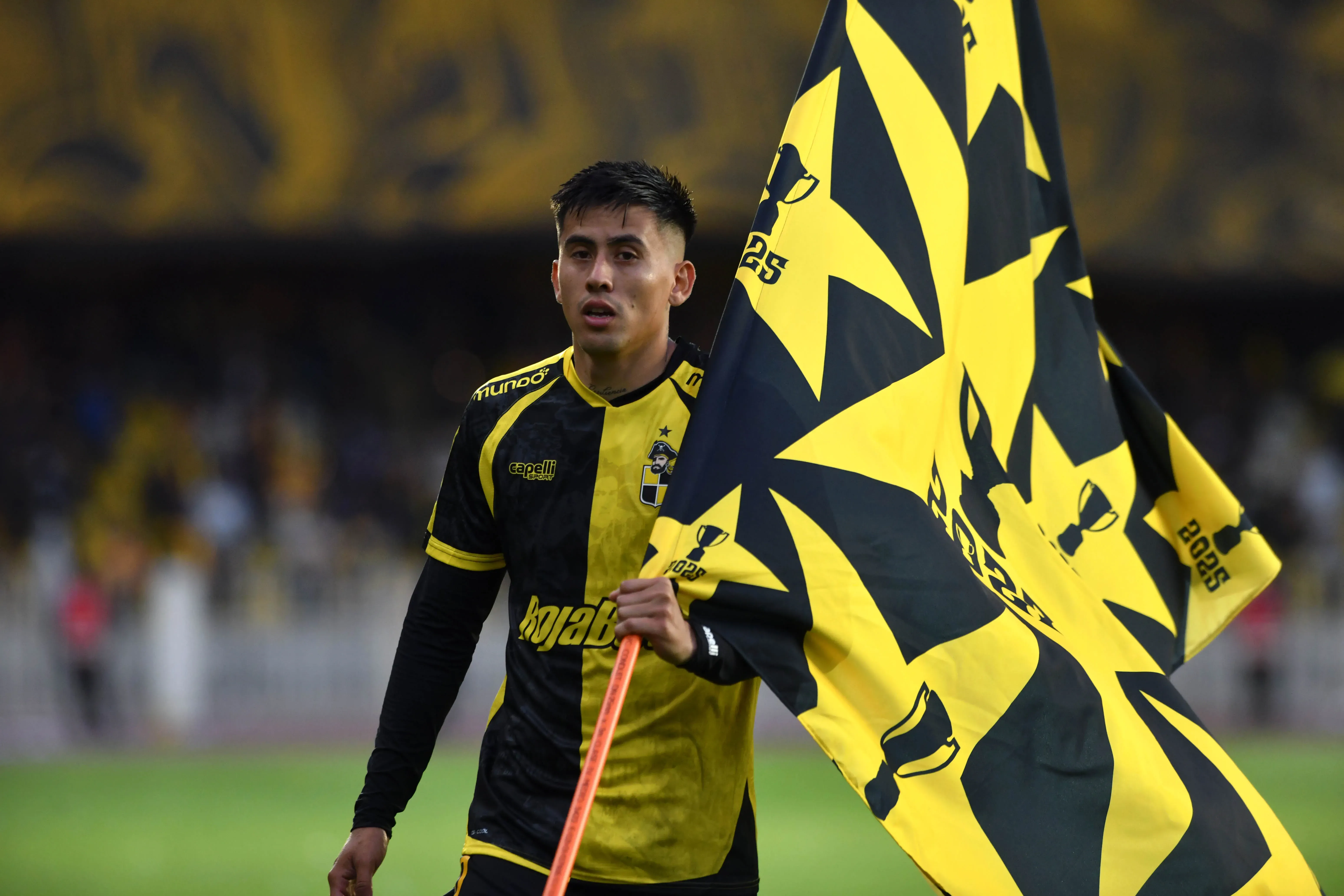 Colo Colo y la UC se pelean el fichaje de Matías Palavecino. (Foto: Alejandro Pizarro Ubilla/Photosport)