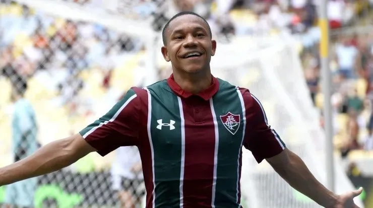 Atacante renovou por mais uma temporada – Foto: Lucas Merçon/Fluminense.