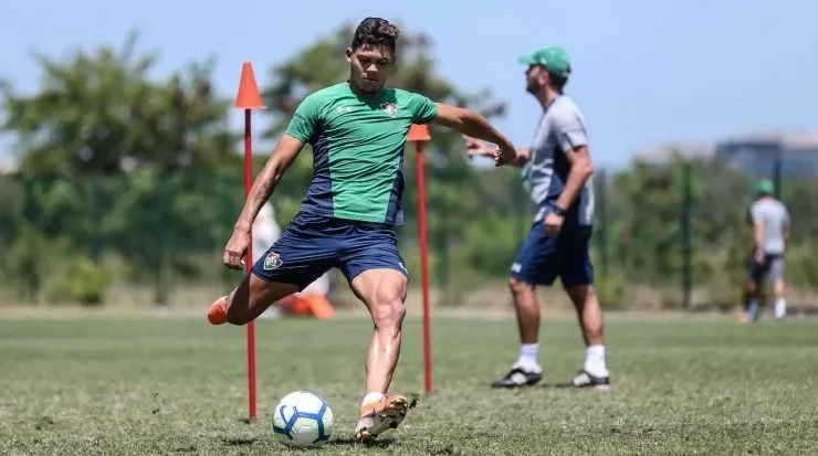 Evanilson durante o treino do Fluminense. Foto: Lucas Merçom/Fluminense