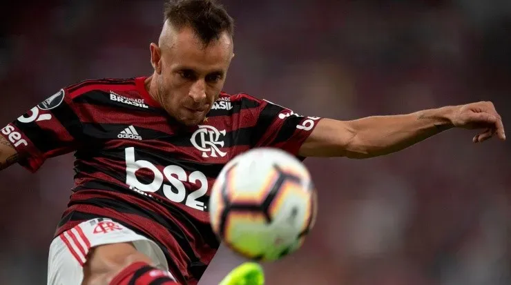 Rafinha exaltou o trabalho de Dome – Foto: Alexandre Vidal/Flamengo.