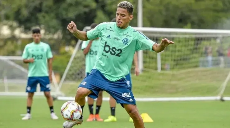 Thiago vive má fase no Náutico – Foto: Marcelo Cortes/Flamengo.