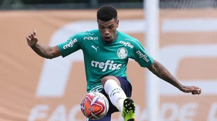 Palmeiras também devolveu a quantia cedida pela compra de Juninho – Foto: Cesar Greco/Palmeiras.