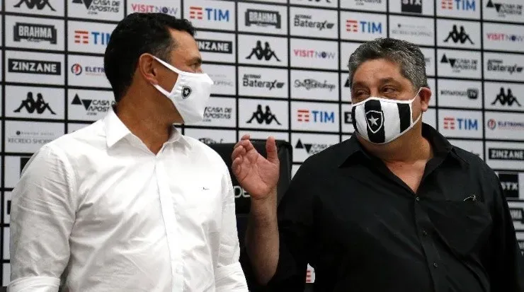 Tulio Lustosa, gerente de futebol do Botafogo, e Marco Agostini, vice de futebol: Foto Bruno Cantini
