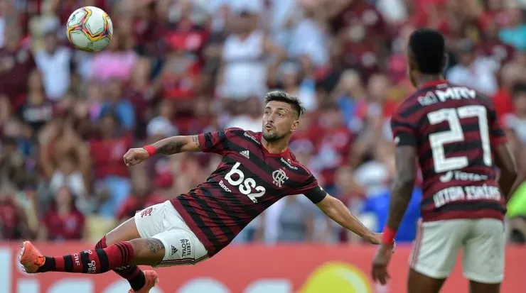 Craque se mostrou feliz no Flamengo – Foto: Thiago Ribeiro/AGIF.