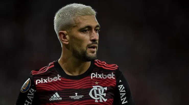 Foto: Thiago Ribeiro/AGIF – Uruguaio não entrou na “lista de criticados” no Flamengo.