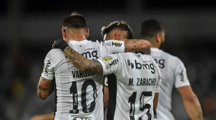 Alê Oliveira acredita que o Atlético Mineiro pode perder Vargas e Zaracho para a próxima temporada. Foto:Thiago Ribeiro/AGIF