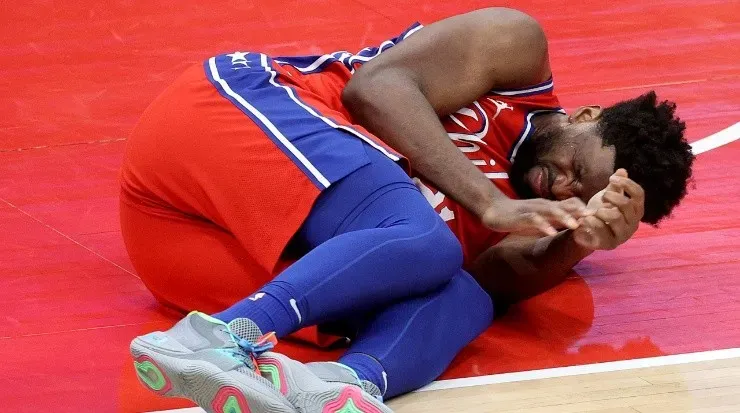 Embiid’s latest injury against the Wizards (Getty).