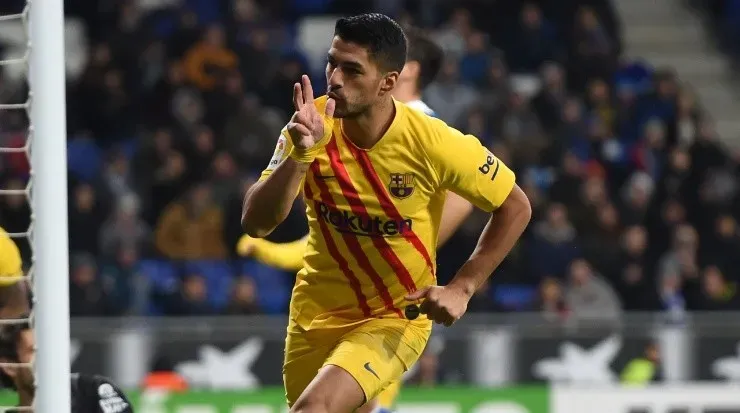 Luis Suarez celebrating