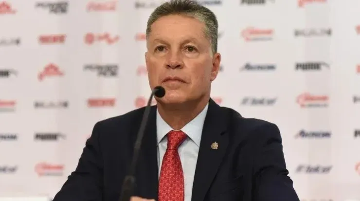 Tras su retiro, fue comentarista y directivo, y prestó su voz para Latino América en el videojuego FIFA desde 2006 hasta 2012.