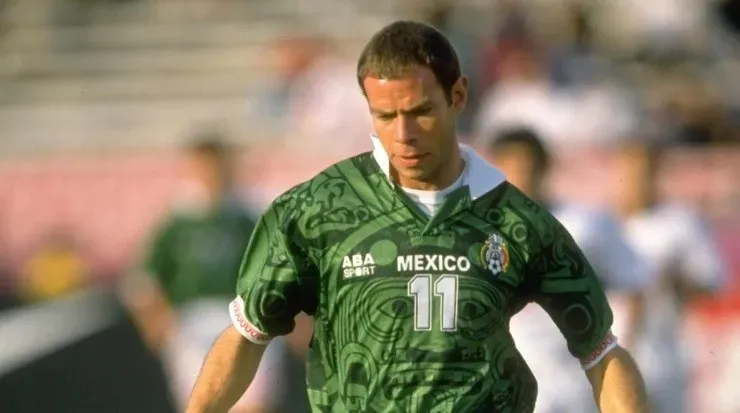 Ídolo en el América e histórico en la liga mexicana.