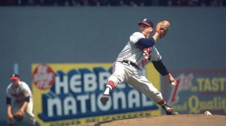 Spahn estuvo en el ejército durante la Segunda Guerra Mundial. (Getty)