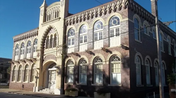 El Centro Español de West Tampa en Tampa, Florida, es uno de los grandes monumentos de la comunidad española en Estados Unidos (Fuente: Wikipedia)
