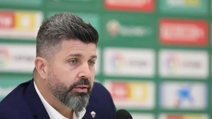 Bragarnik ya estuvo al mando de un equipo en Chile.