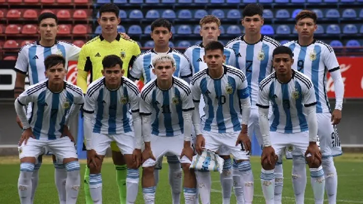 La Selección Argentina sub 17 disputó un amistoso en el Pedro Bidegain.