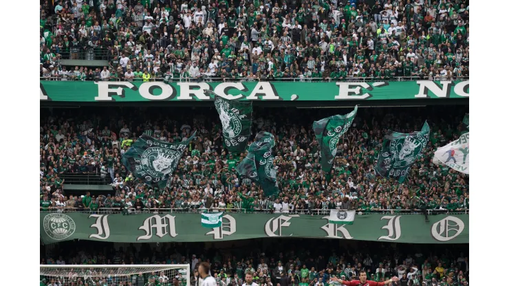 Foto: (Robson Mafra/AGIF) - Em confronto direto contra a zona de rebaixamento para a Série B, o Coritiba tem um 'aliado' histórico contra contra o Fortaleza
