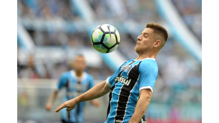 Porto Alegre - RS - 09/07/2017 - BRASILEIRO A / GREMIO X AVAI - Jogador Ramiro do gremio i durante partida na Arena do Gremio pelo  Brasileiro A 2017 na. Foto: Ricardo Rimoli/AGIF
