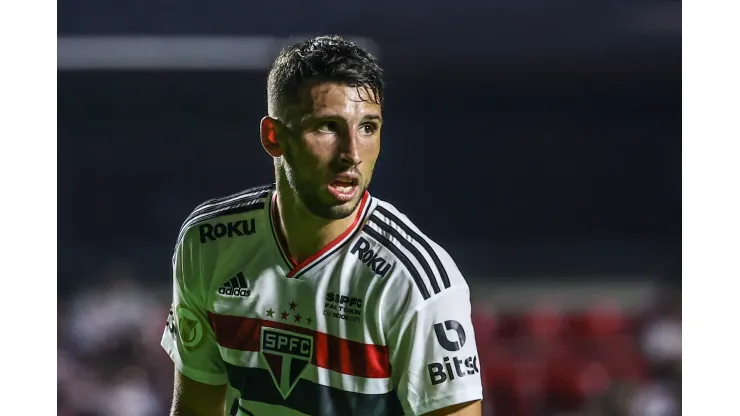 Foto: Marcello Zambrana/AGIF - Calleri desfalca o São Paulo na Sula
