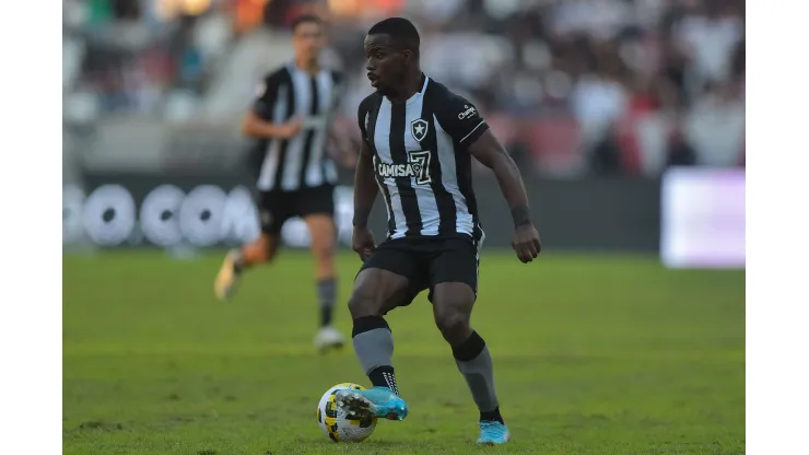 Foto: (Thiago Ribeiro/AGIF) - Em alta no Botafogo, Kayque deve ficar um bom tempo longe dos gramados
