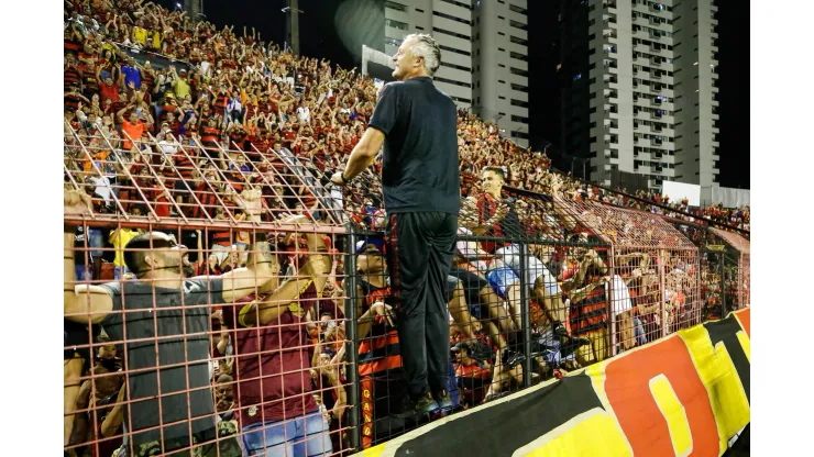 Rafael Vieira/AGIF - Lisca, técnico do Sport
