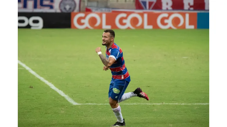 Foto: (Kely Pereira/AGIF) - Ex-Fortaleza, Igor Torres foi apresentado como mais novo reforço do Bahia nesta segunda (18)
