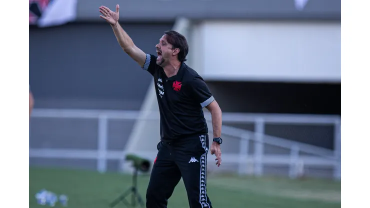 Isabela Azine/AGIF - Maurício Souza, técnico do Vasco
