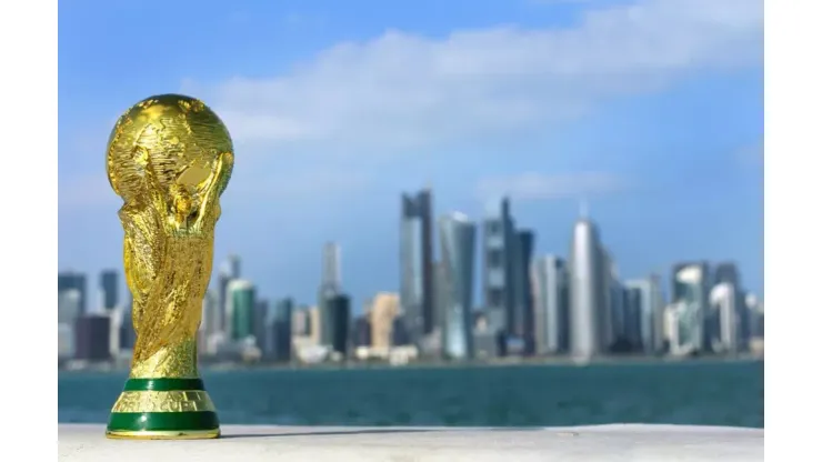 Matthew Ashton/AMA/Corbis via Getty Images - Taça da Copa do Mundo em Doha, no Catar
