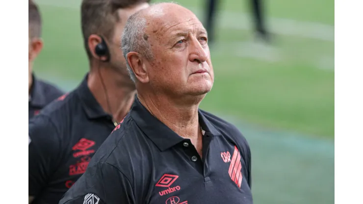 Renan Oliveira/AGIF - Felipão, técnico do Athletico-PR
