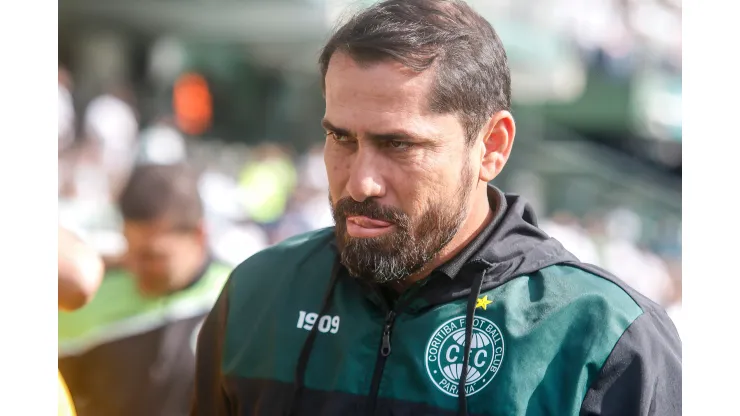 Gabriel Machado/AGIF - Gustavo Morínigo, técnico do Coritiba
